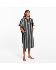 Slowtide MCQUEEN CHANGING PONCHO - S/M Black